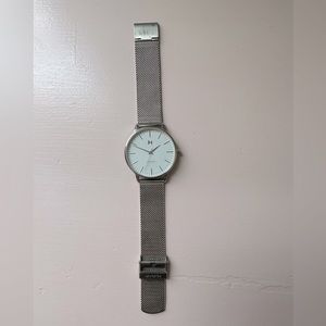 MVMT watch.
